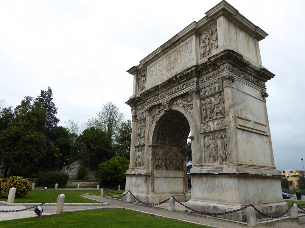 Pietre Di Fiume Vila Apice Exterior foto
